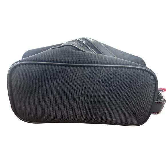 NWT Robert Graham Hydrus Max Mens Toiletry Travel Bag in Black Normcore Resort - Picture 2 of 9